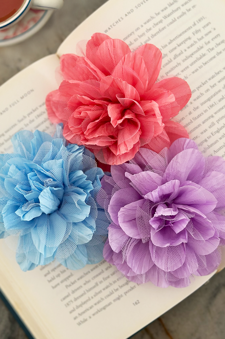 Petite Pétale Follies Flower Brooch Clip (Lilac) - Kitten D'Amour