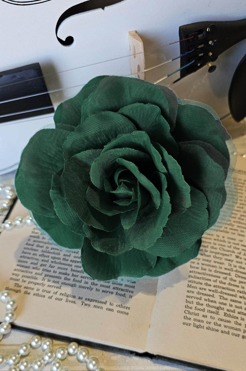 La Fleur Follies Brooch Hair Clip (Ever Green)