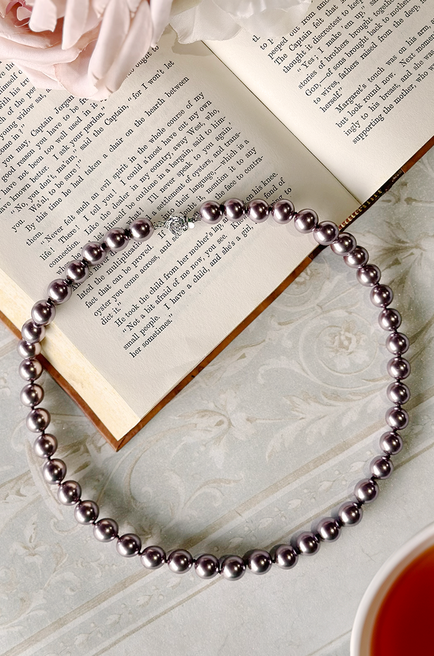 Carmen Short Pearl Necklace (Mauve) - Kitten D'Amour