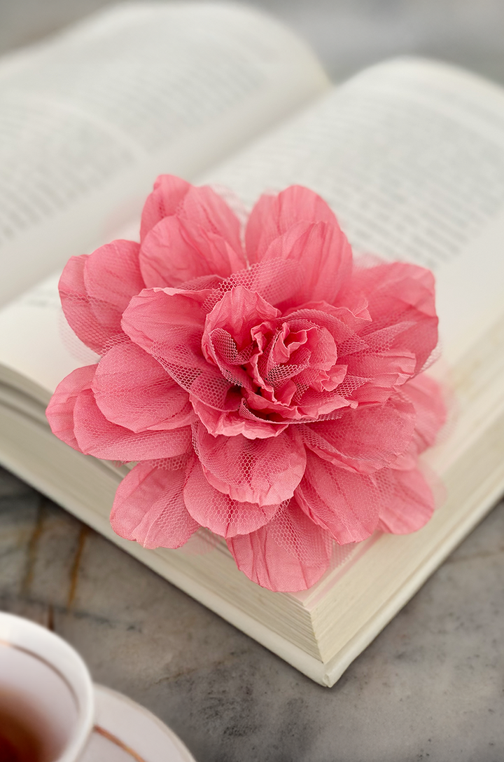 Petite Pétale Follies Flower Brooch Clip (Coral Pink)