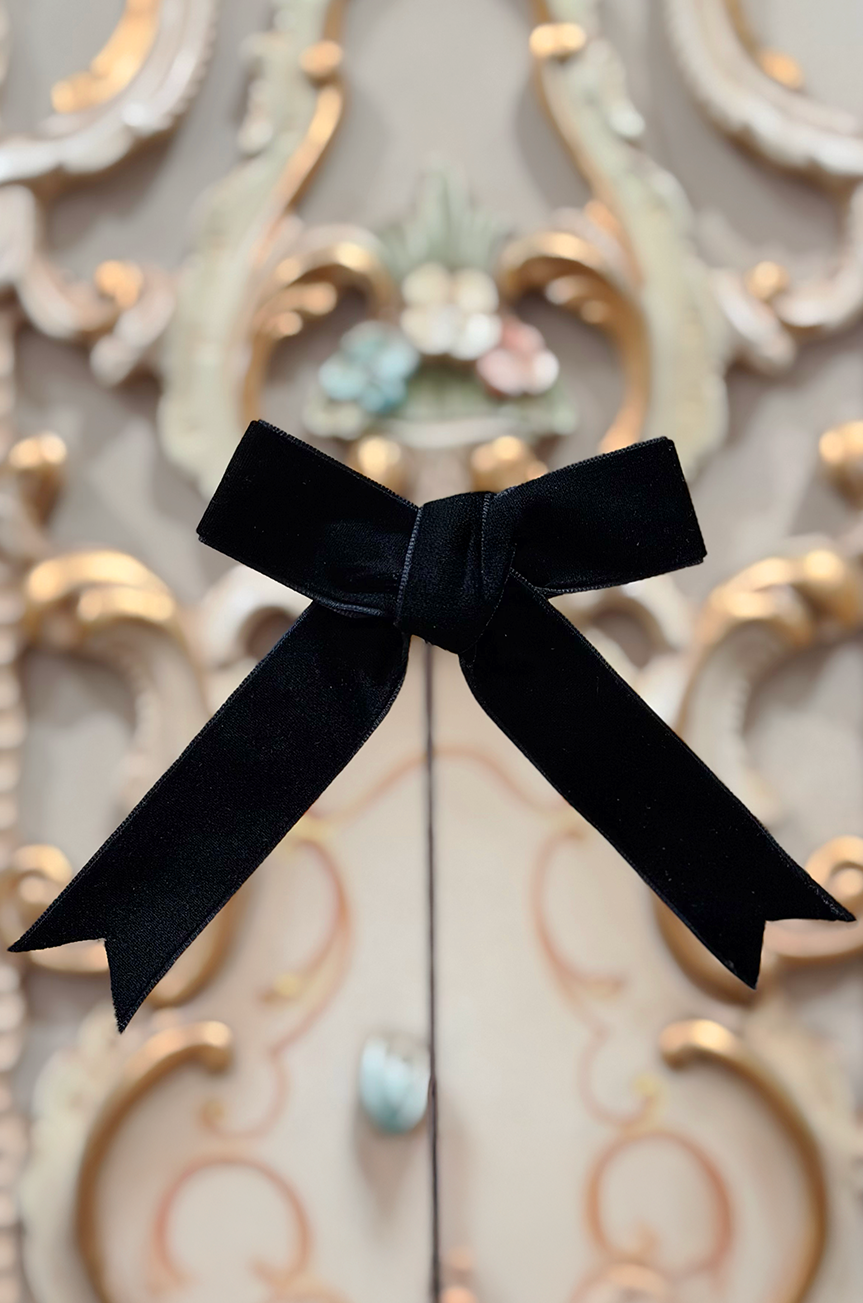 D'Amour Follies Petite Velvet Hair Bow (Black)