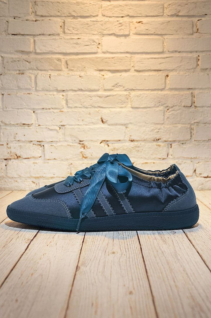 D'Amour Sneaker (Navy)