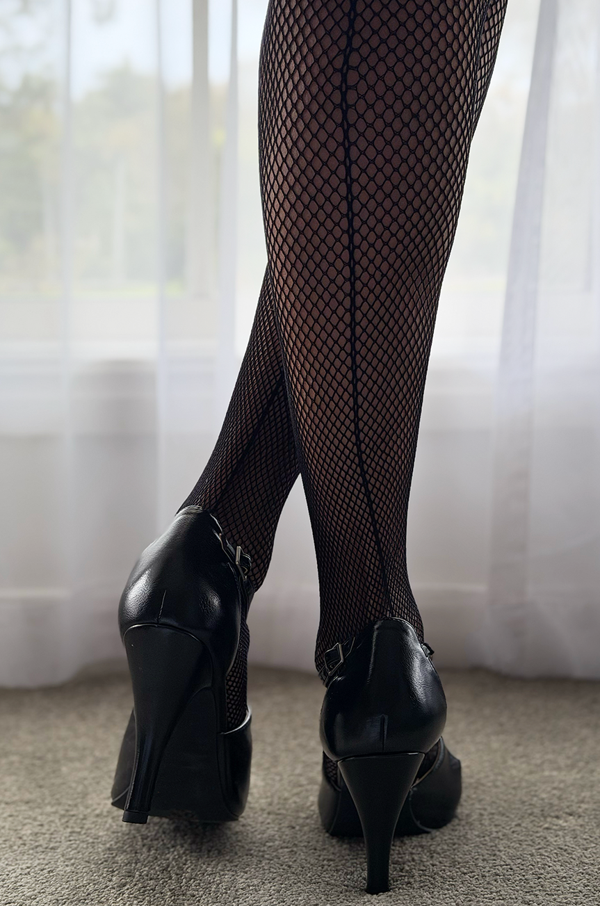 Pantyhose Follies Fishnet (Black)