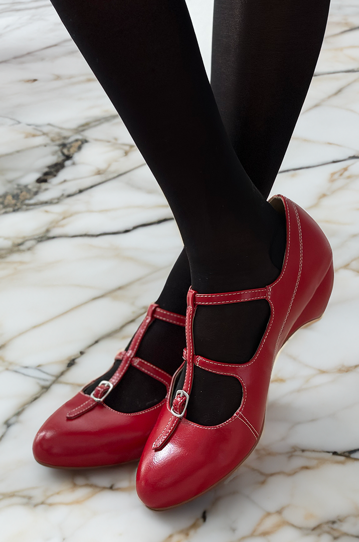 Bijou Shoe (Red)