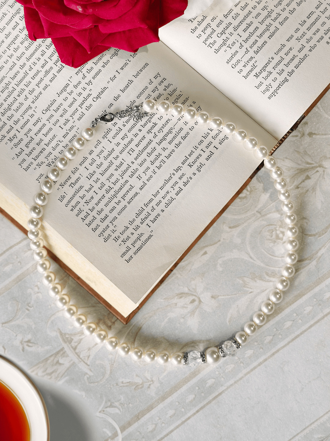 Juliette Pearl Necklace (Off White)