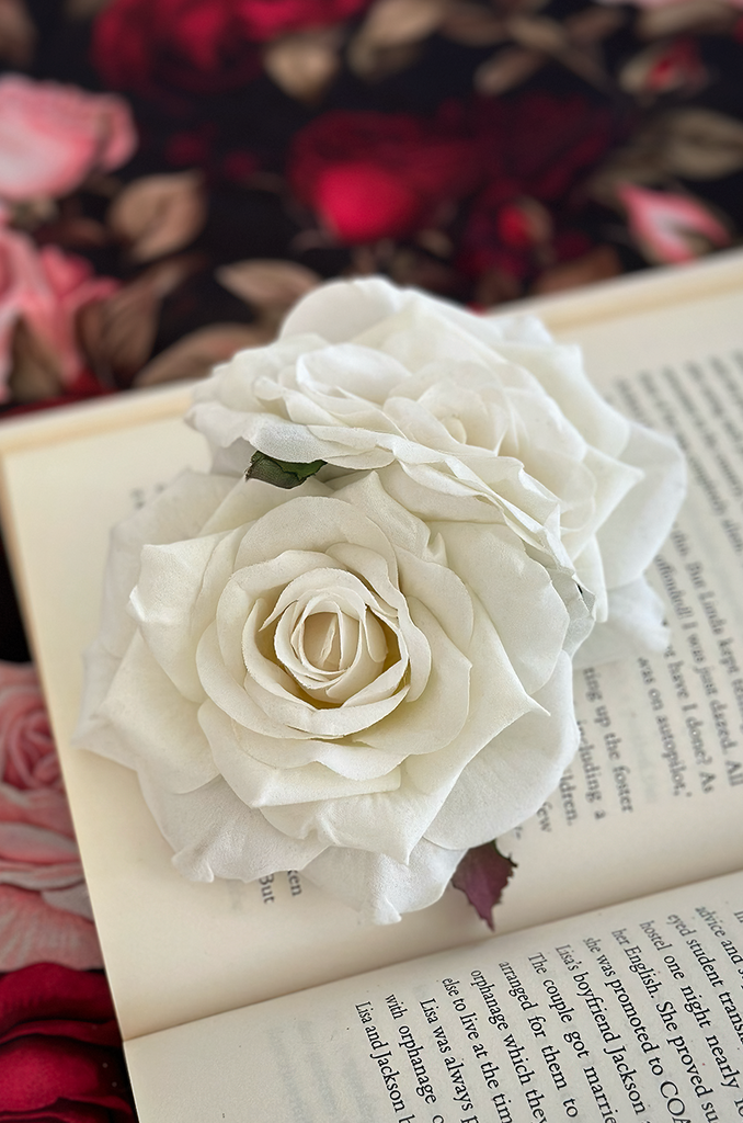 Follies Twin Rose Hair Clip (Ivory) – Kitten D'Amour