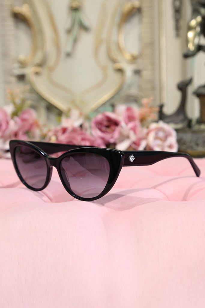 D'Amour Cat Eye Sunglasses (Classic Black)