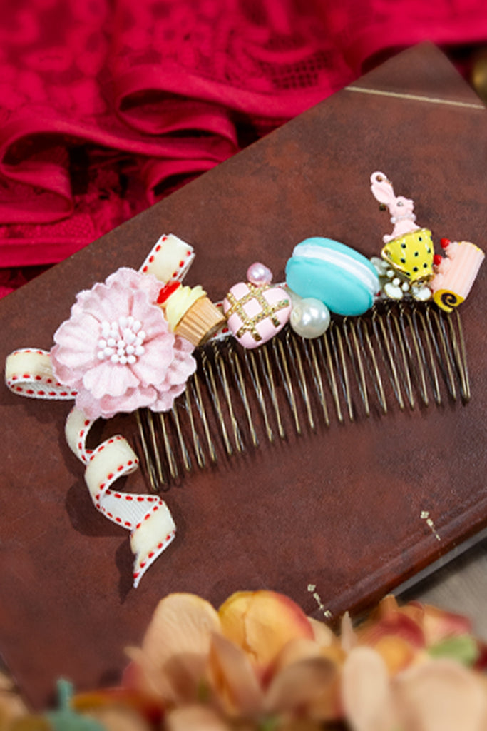 Lovey Dovey Tea Party Comb (Pink)
