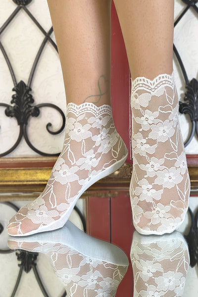 D'Amour Floral Lace Ankle Socks (White)